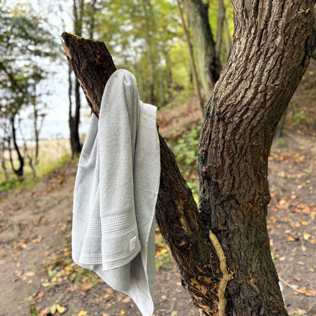 BADEHÅNDKLÆDE I ØKOLOGISK BOMULD | LYS BEIGE